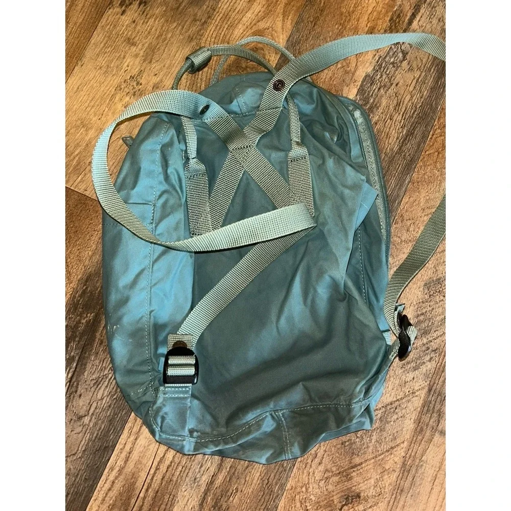 Fjällräven Kånken Frost Green Backpack Daypack Hiking